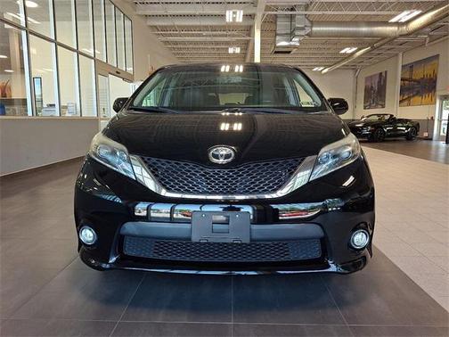 2017 Toyota Sienna SE Premium