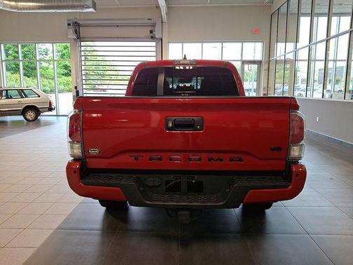 Barcelona Red Metallic 2022 Toyota Tacoma TRD Pro