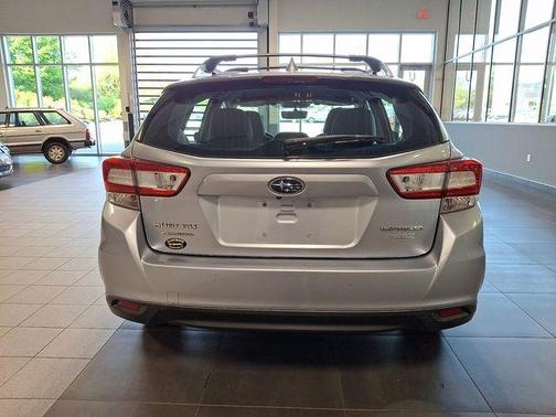 Ice Silver Metallic 2017 Subaru Impreza 2.0i Limited