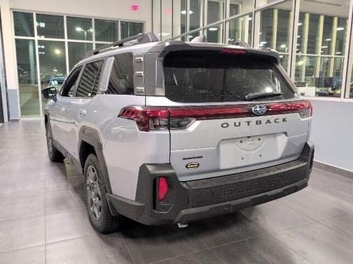 Ice Silver Metallic 2026 Subaru Outback Premium