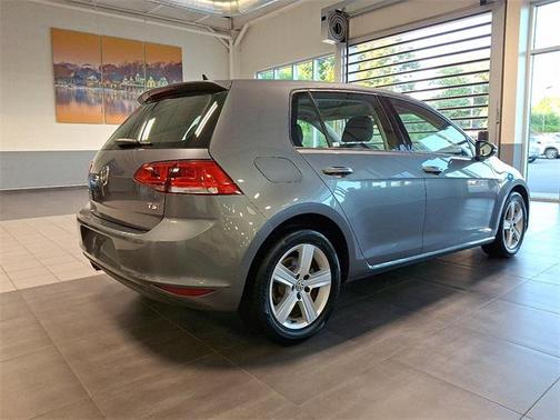 2017 Volkswagen Golf TSI Wolfsburg Edition 4-Door