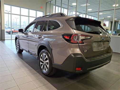 2023 Subaru Outback Premium