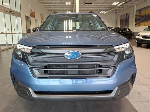 2025 Subaru Forester Base