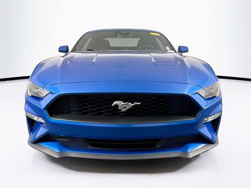 2021 Ford Mustang EcoBoost