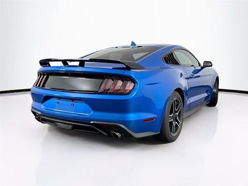 2021 Ford Mustang EcoBoost