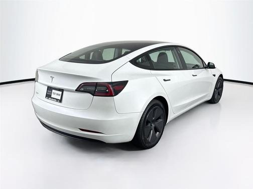 2023 Tesla Model 3 Standard Range