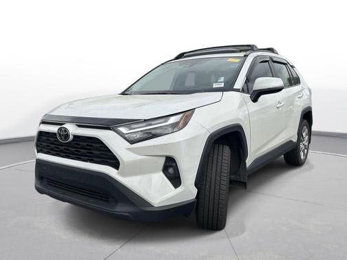 Wind Chill Pearl 2024 Toyota RAV4 XLE Premium
