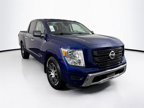 2021 Nissan Titan SV