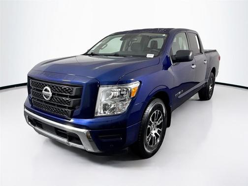 2021 Nissan Titan SV