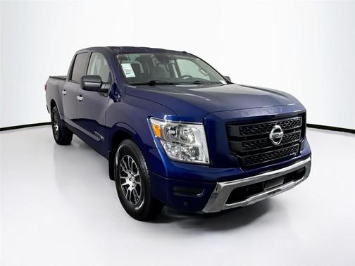 2021 Nissan Titan SV
