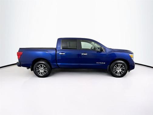 2021 Nissan Titan SV