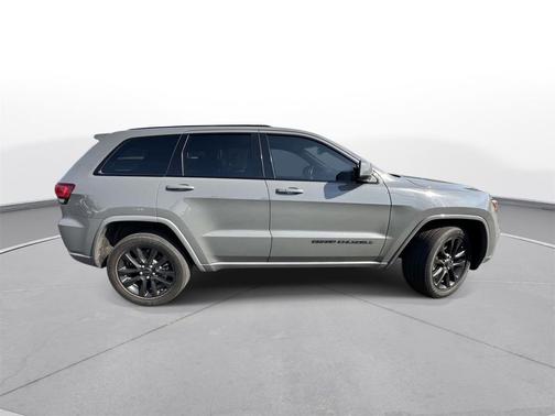 2021 Jeep Grand Cherokee Laredo