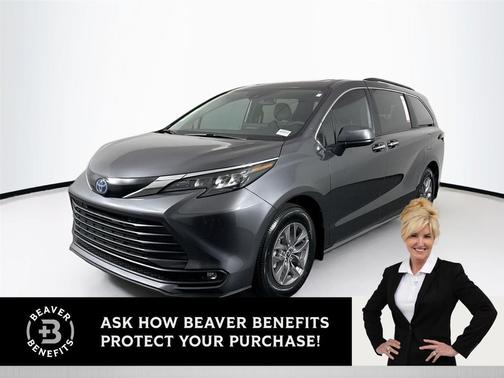 2025 Toyota Sienna XLE