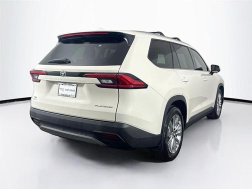 2024 Toyota Grand Highlander Platinum