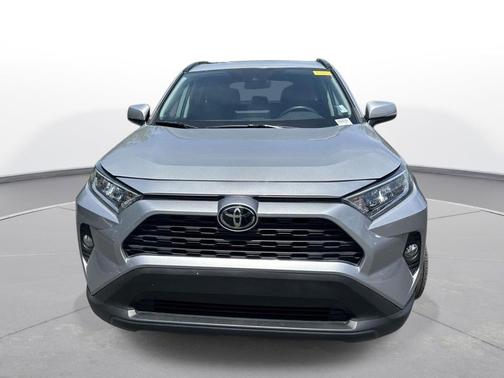 Silver Sky Metallic 2021 Toyota RAV4 XLE