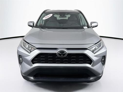 Silver Sky Metallic 2021 Toyota RAV4 XLE