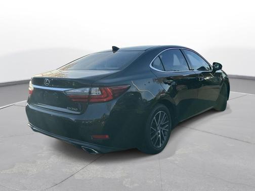 2016 Lexus ES 350 Base