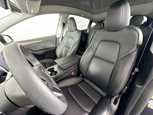 2024 Tesla Model Y Long Range Dual Motor All-Wheel Drive