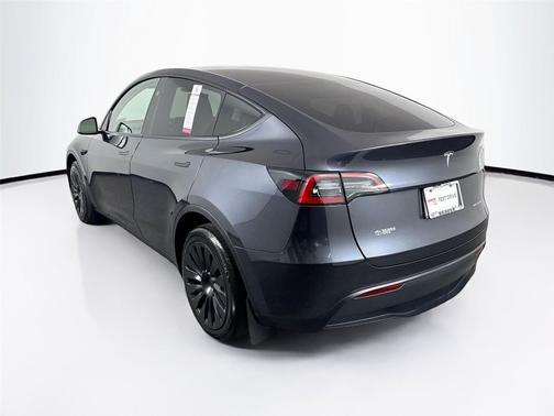 2024 Tesla Model Y Long Range Dual Motor All-Wheel Drive