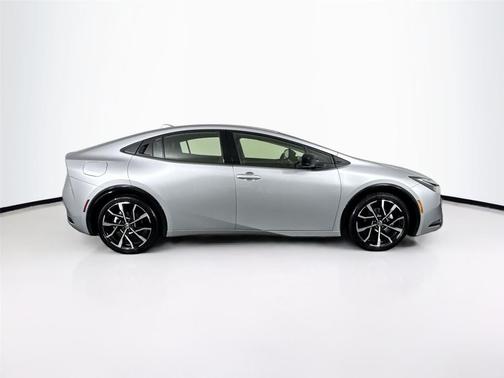 2025 Toyota Prius Plug-In Hybrid XSE