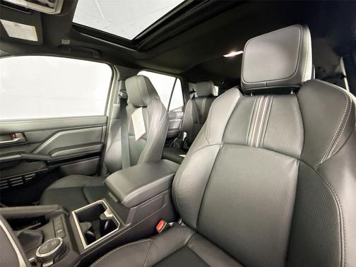 Wind Chill Pearl 2026 Toyota 4Runner Limited