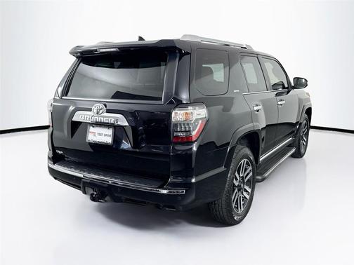 Midnight Black Metallic 2017 Toyota 4Runner Limited