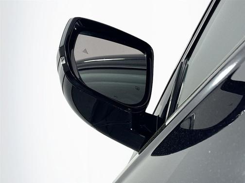 Diamond Black Crystal Pearlcoat 2021 Jeep Grand Cherokee L Altitude