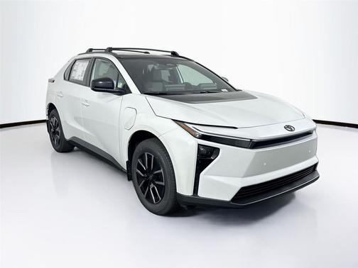 Wind Chill Pearl 2026 Toyota bZ XLE Plus