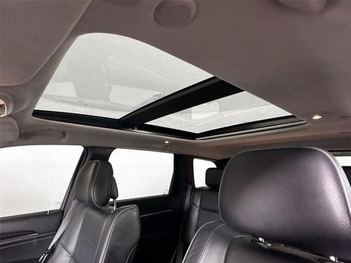 2021 Jeep Grand Cherokee Summit