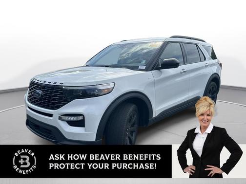 Star White Metallic Tri-Coat 2023 Ford Explorer ST-Line