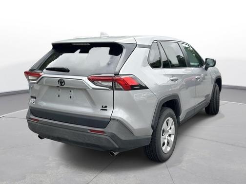 Silver Sky Metallic 2024 Toyota RAV4 LE