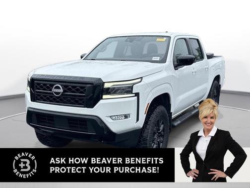 Glacier White 2023 Nissan Frontier SV