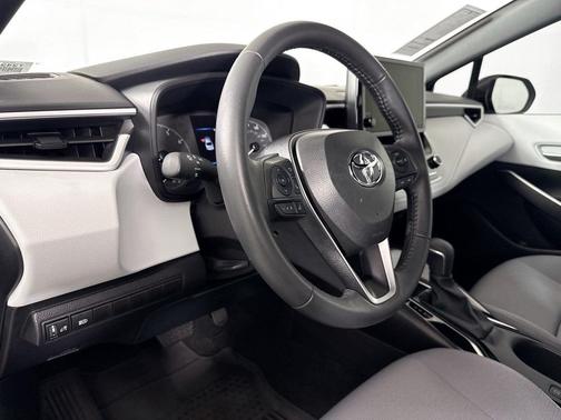 Midnight Black Metallic 2025 Toyota Corolla SE