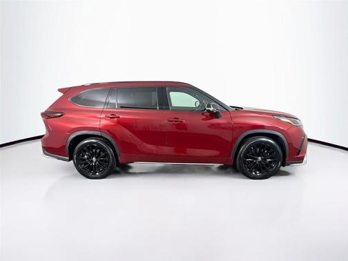 2024 Toyota Highlander XSE