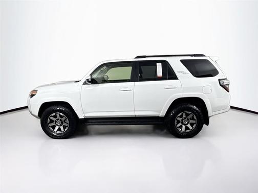 2024 Toyota 4Runner TRD Off Road