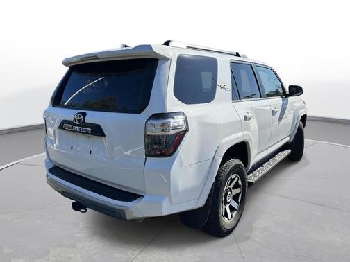 2024 Toyota 4Runner TRD Off Road