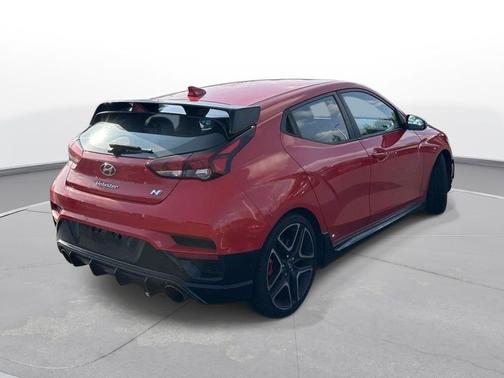 2021 Hyundai Veloster Base