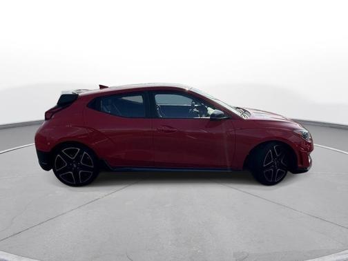 2021 Hyundai Veloster Base