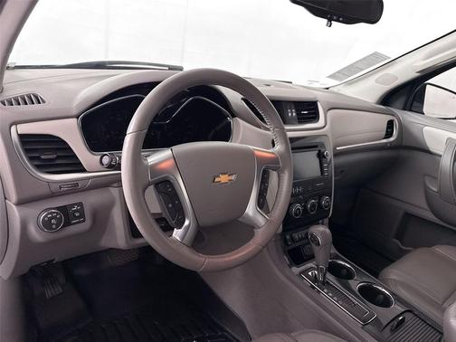Blue Velvet Metallic 2017 Chevrolet Traverse 1LT