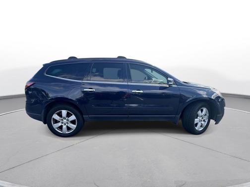 Blue Velvet Metallic 2017 Chevrolet Traverse 1LT