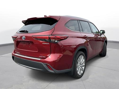 Ruby Flare Pearl 2023 Toyota Highlander Hybrid Limited