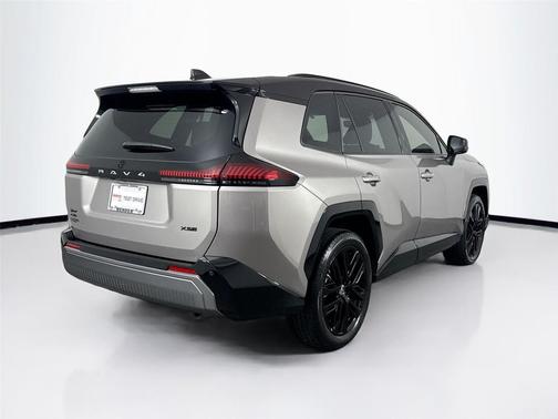 Meteor Shower w/Midnight Black Metallic Roof 2026 Toyota RAV4 SE
