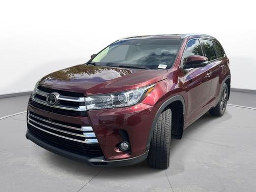 Ooh La La Rouge Mica 2017 Toyota Highlander Limited