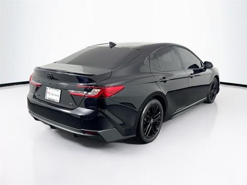 Midnight Black Metallic 2025 Toyota Camry SE