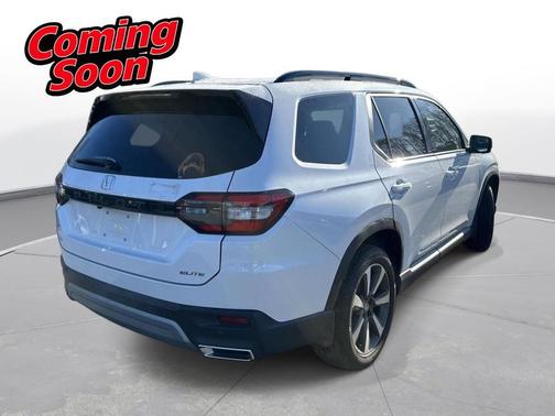 2025 Honda Pilot Elite