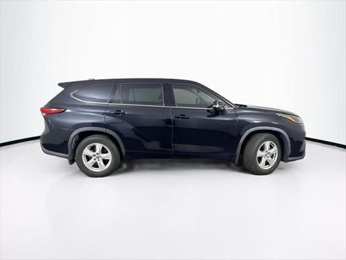 2022 Toyota Highlander L