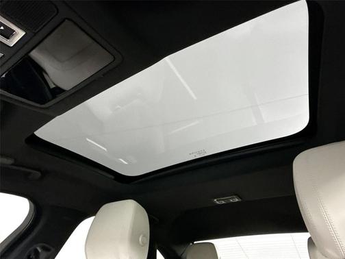 2024 Jaguar XF R-Dynamic SE P250 AWD Automatic