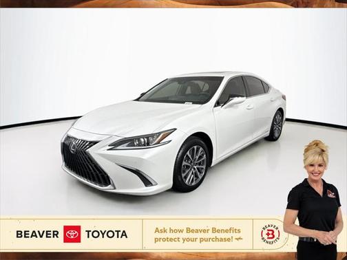 2022 Lexus ES 300h Base