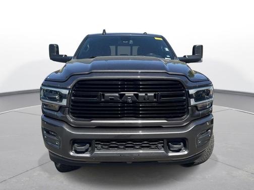 Granite Crystal Metallic Clearcoat 2022 RAM 2500 Laramie Crew Cab 4x4 6'4' Box