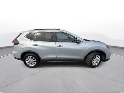 Brilliant Silver Metallic 2020 Nissan Rogue SV